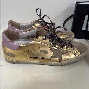 Golden Goose Super Star limited Edition Sneakers Gold with Purple Accents